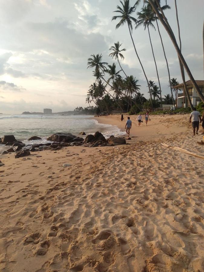 Near Beach Rest Unawatuna Εξωτερικό φωτογραφία